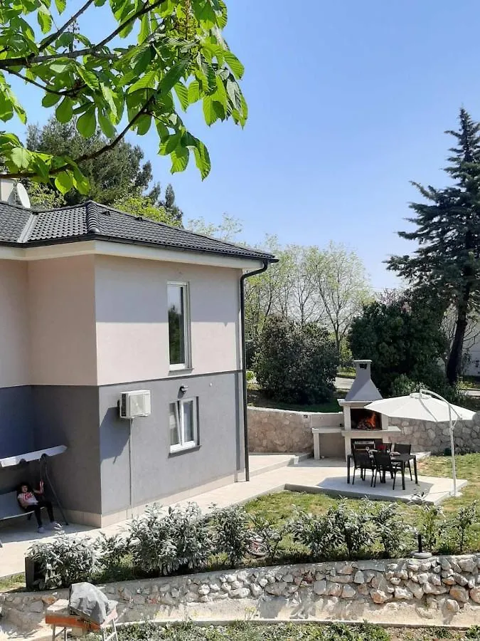 Apartment Natali Brseč