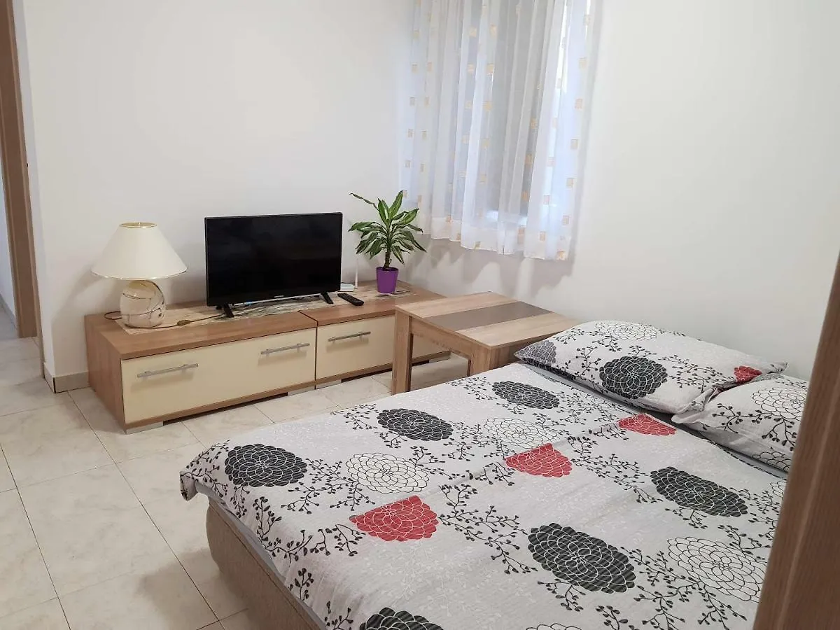 Apartment Natali Brseč